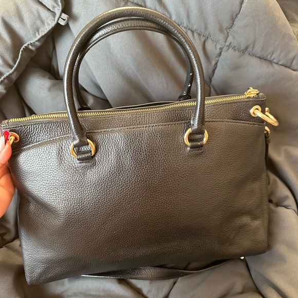 Lightly used Coach leather bag - Picture 2 of 3